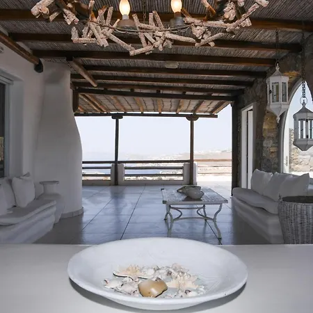Villa Rock By Neuvel *